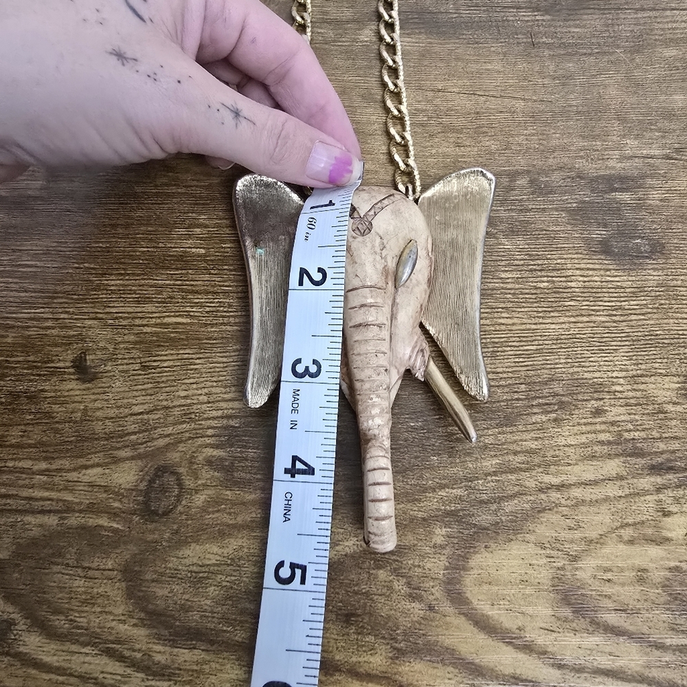 Large Elephant Pendant Necklace with Chain - Picture 9 of 10
